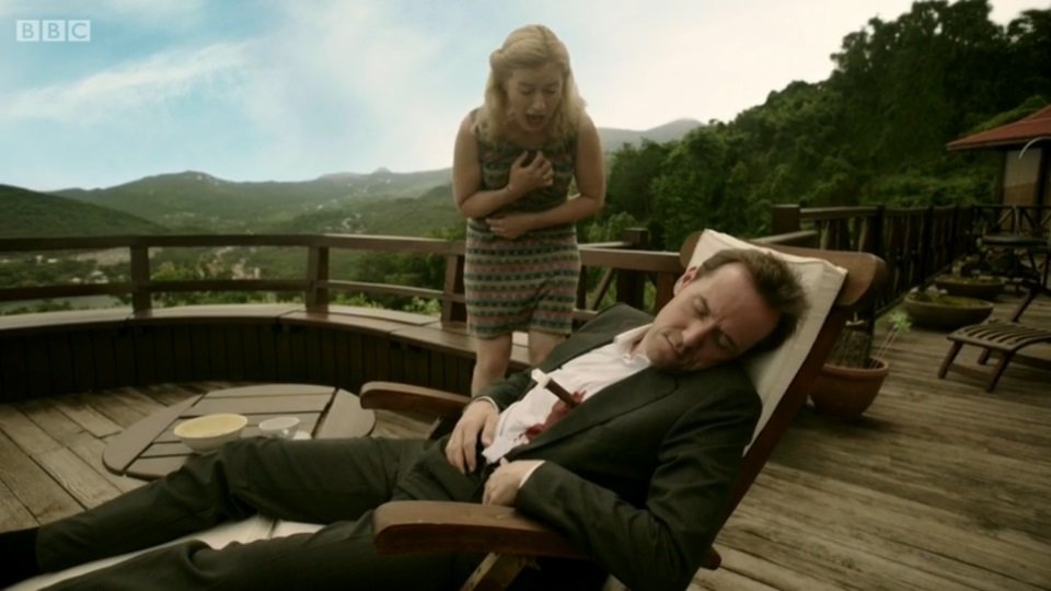 Richard Poole is killed - Death In Paradise Series 3.