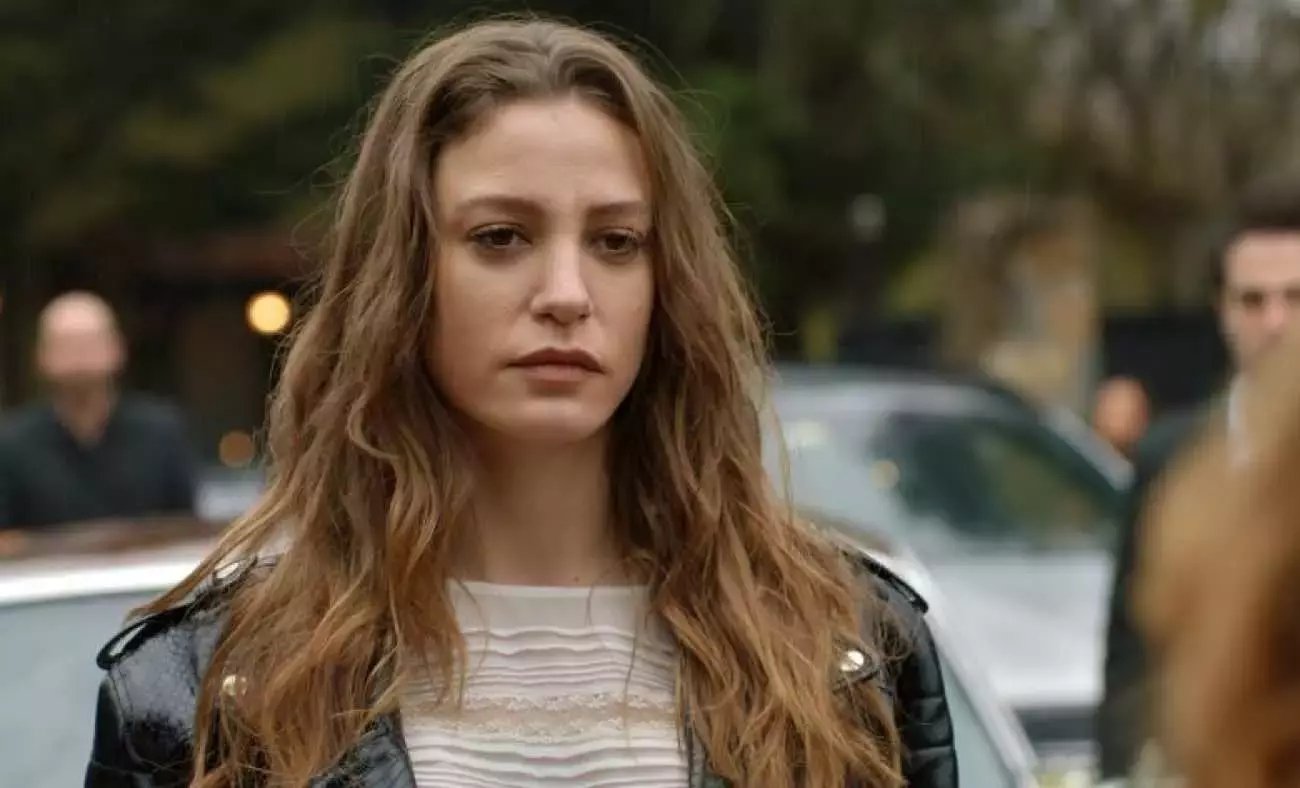 Turkish Film Star - Serenay Sarıkaya