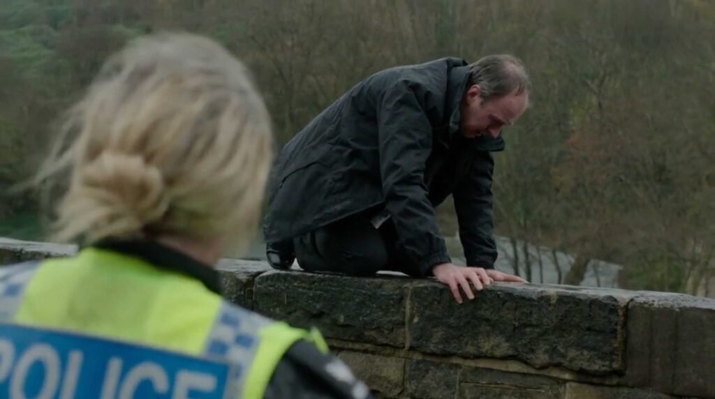 Happy Valley - Catherine tries to stop John killing himself by jumping off a bridge